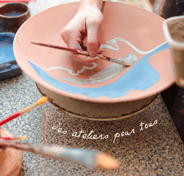 Atelier de décoration sur céramique à Montpellier